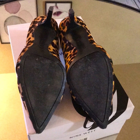 Nine West Animal Print Leopard Faux Fur Pumps - Picture 6 of 9